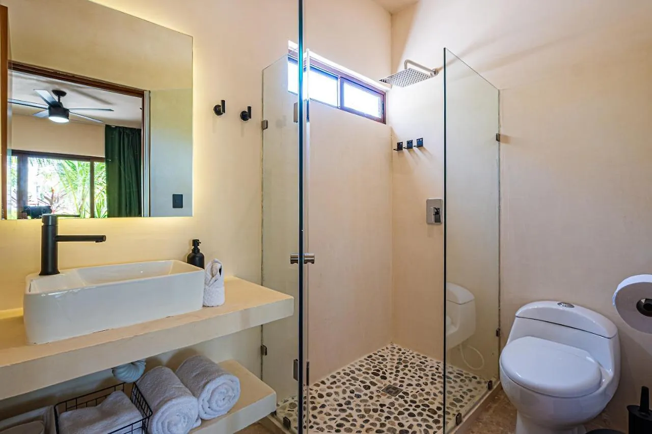 Tulum Jungle Villas - Villa Cenote
