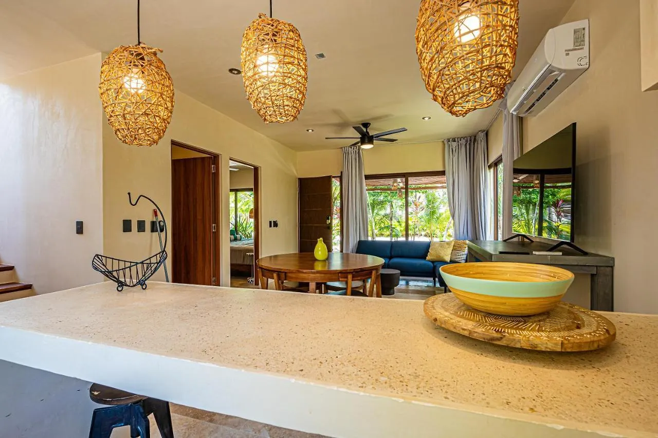 Tulum Jungle Villas - Villa Cenote 0*,